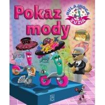 hulajnoga zuzia. pokaz mody